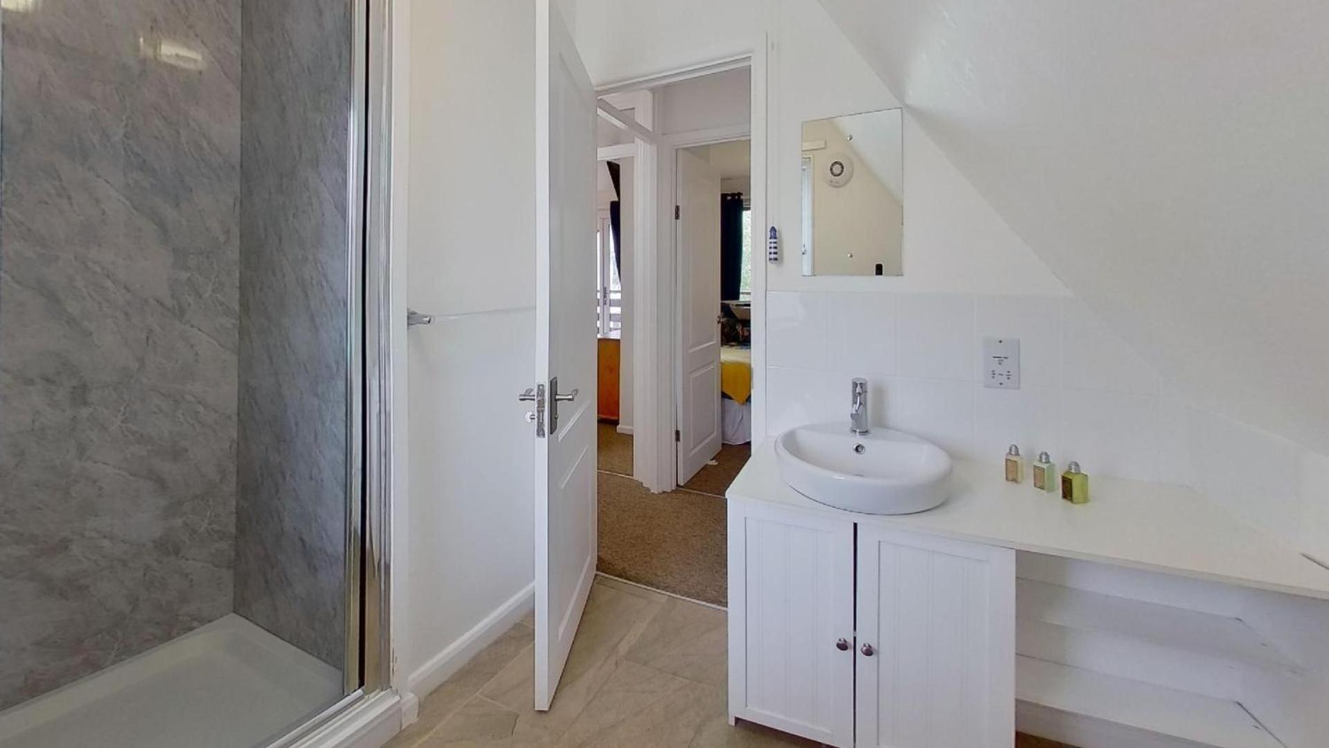 فيلا 45 Trevithick Court, Tolroy Manor هايلي المظهر الخارجي الصورة